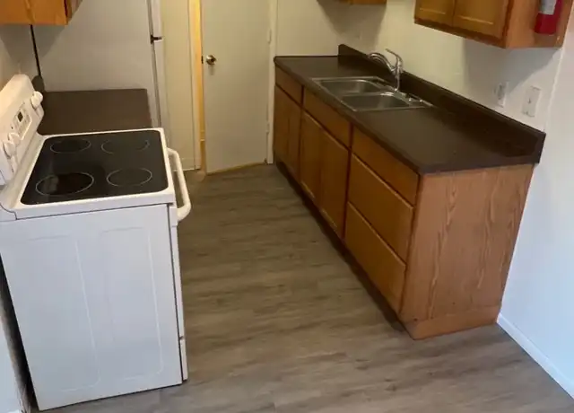 Property at 1011 Grand Ave Unit 16, Waukegan, IL, 60085, 1 bed, 1 bath, [object Object]