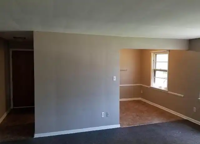 Property at 2817 Noble Rd, Cleveland, OH, 44121, 2 beds, 1 bath, [object Object]