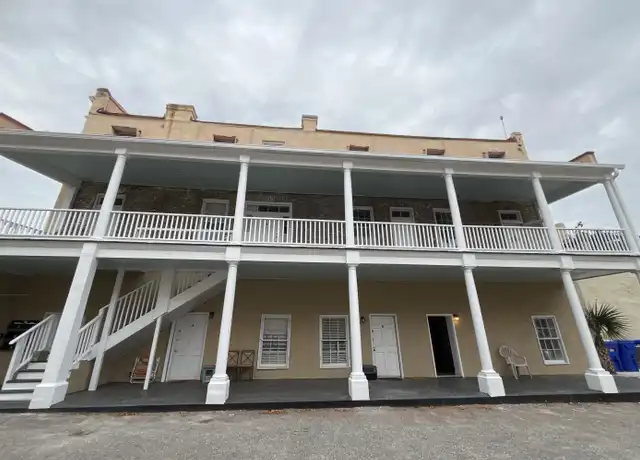 Property at 126 Alexander St, Charleston, SC, 29403, 2 beds, 1 bath, [object Object]