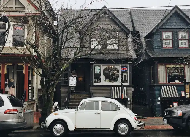 Property at $99 to move in OAC.  6 weeks free! - 2330 NW Raleigh St, Portland, OR, 97210, 1 bed, 1 bath, [object Object]