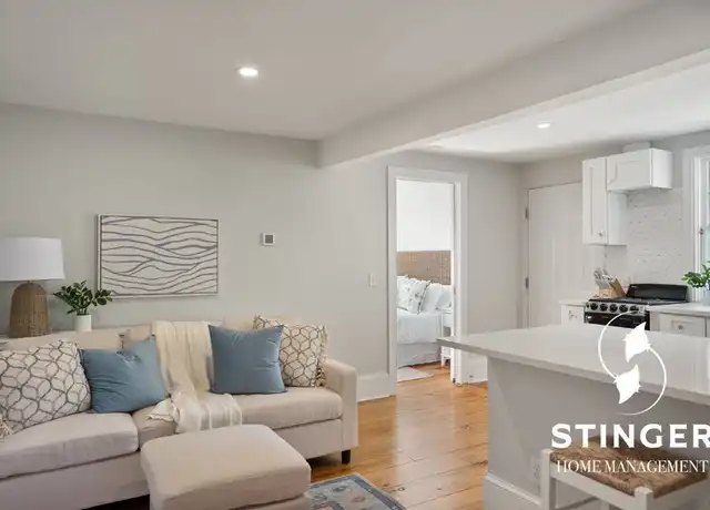 Property at 606 Carteret St #2, Beaufort, SC, 29902, 1 bed, 1 bath, [object Object]