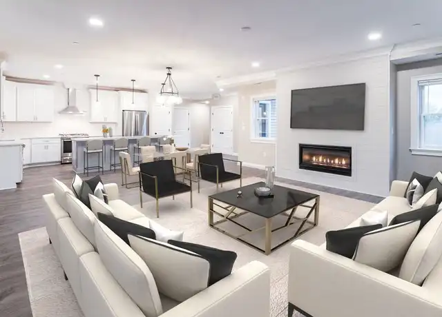 Property at 27 Middle St Unit 4, Waltham, MA, 02451, 3 beds, 2 baths, [object Object]