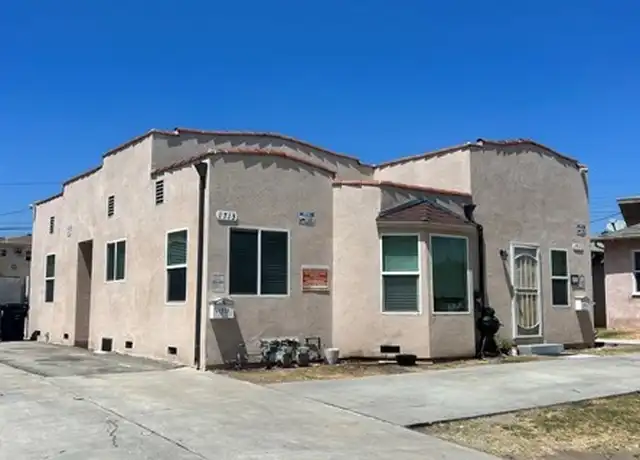 Property at 1713 Redondo Blvd, Los Angeles, CA, 90019, 2 beds, 1.5 baths, [object Object]