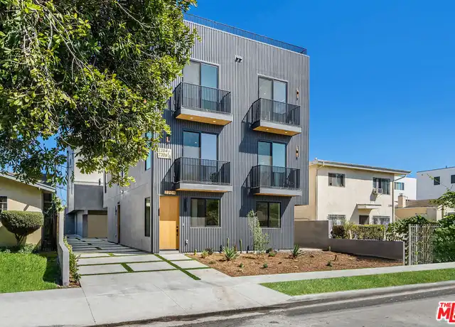 Property at 2206 Carmona Ave Unit 1/2, Los Angeles, CA, 90016, 3 beds, 3 baths, [object Object]