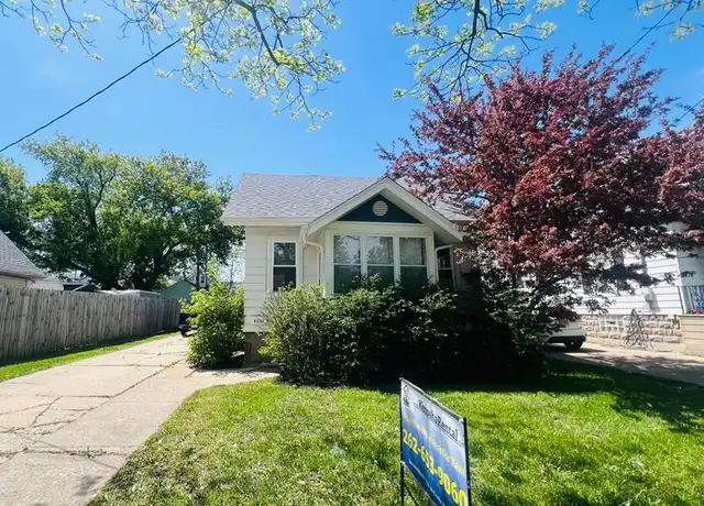 Property at 5222 32nd Ave, Kenosha, WI, 53144, 3 beds, 2 baths, [object Object]