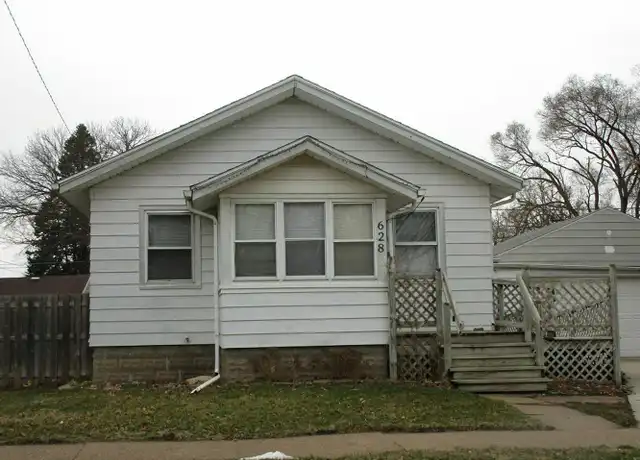 Property at 628 Kern St, Waterloo, IA, 50703, 3 beds, 1 bath, [object Object]