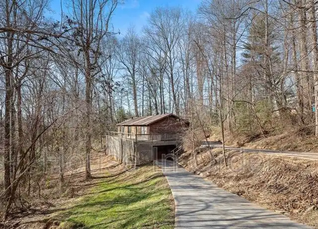 Property at 42 Mountain Site Ln, Asheville, NC, 28803, 3 beds, 2 baths, [object Object]