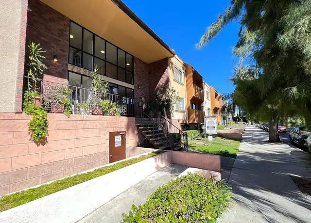 Property at 7235 Baird Ave, Reseda, CA, 91335, 1 bed, 1 bath, [object Object]