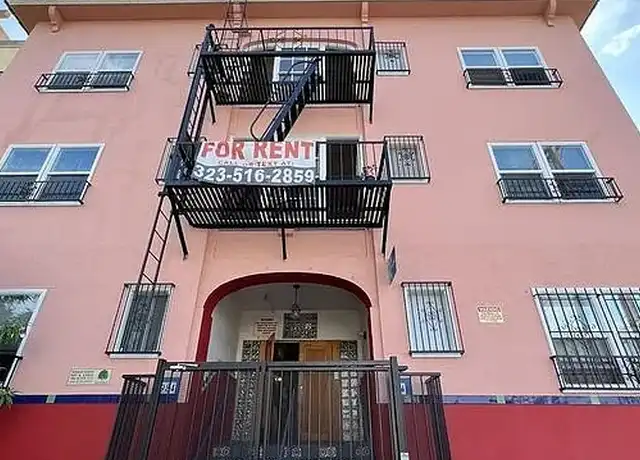 Property at 984 S Oxford Ave, Los Angeles, CA, 90006, 0 beds, 1 bath, [object Object]