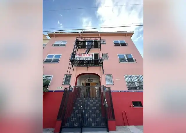 Property at 984 S. Oxford Avenue, - 984 S Oxford Ave, Los Angeles, CA, 90006, 0 beds, 1 bath, [object Object]