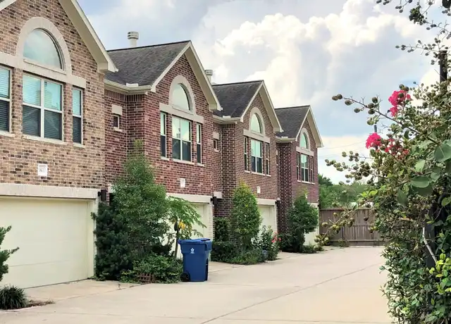 Property at 3618 Main Plaza Dr, Houston, TX, 77025, 3 beds, 2.5 baths, [object Object]