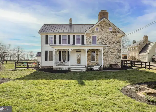 Property at 20596 Airmont Rd, Bluemont, VA, 20135, 3 beds, 2 baths, [object Object]