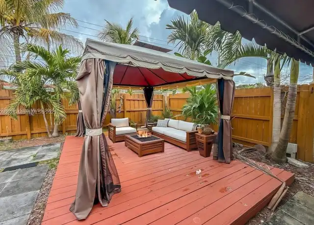 Property at 2001 SW 58th Ct Unit 1, Miami, FL, 33155, 0 beds, 1 bath, [object Object]
