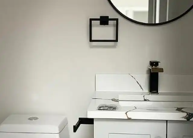 Property at 3210 W Lawrence Ave, Chicago, IL, 60625, 3 beds, 2 baths, [object Object]
