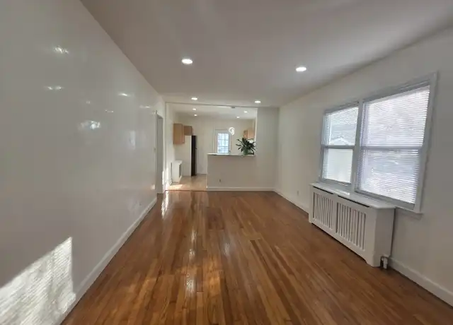 Property at 73 Rippowam Rd Unit B, Stamford, CT, 06902, 2 beds, 1 bath, [object Object]