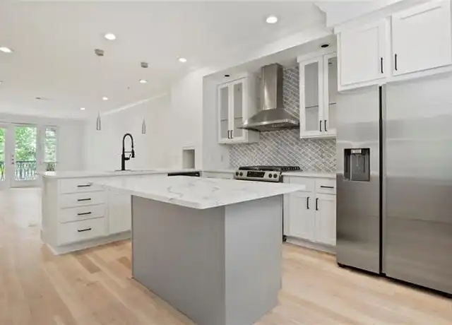 Property at 6346 Oriole Dr, Dallas, TX, 75209, 3 beds, 3.5 baths, [object Object]