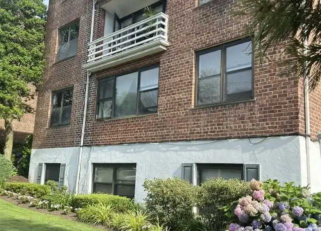 Property at 16 Stoner Ave Unit 2F, Great Neck, NY, 11021, 1 bed, 1 bath, [object Object]