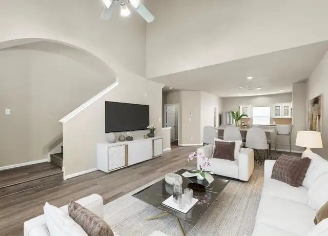 Property at 2914 Clay St, Houston, TX, 77003, 2 beds, 2 baths, [object Object]