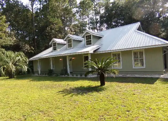 Property at 14 Egret Dr, Beaufort, SC, 29907, 3 beds, 2 baths, [object Object]