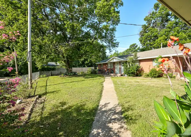Property at 1914 Cherry Stone St Unit 1, Norman, OK, 73072, 2 beds, 1 bath, [object Object]