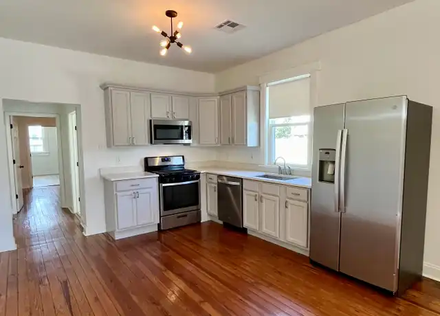 Property at 5378 Hawthorne Pl, New Orleans, LA, 70124, 2 beds, 1 bath, [object Object]