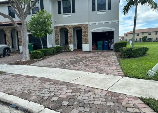 Property at 23983 SW 118th Ave, Homestead, FL, 33032, 3 beds, 3.5 baths, [object Object]