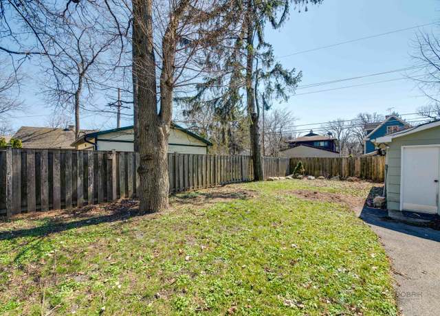 Photo of 601 Ryan Pl, Lake Forest, IL 60045