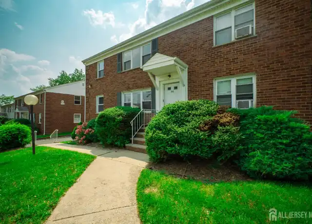 Property at 44 Grandview Ave W, Edison, NJ, 08837, 2 beds, 1 bath, [object Object]