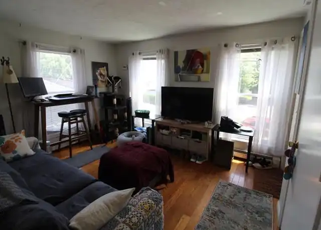 Property at 252 Cedar St, Somerville, MA, 02145, 2 beds, 1 bath, [object Object]