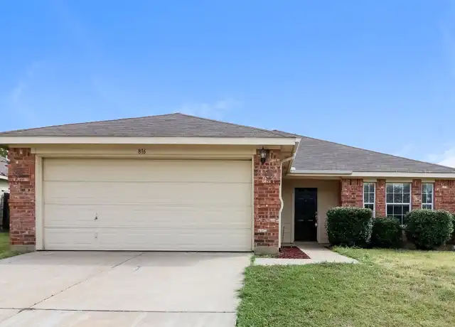 Property at 816 Beaver Creek Dr, Burleson, TX, 76028, 3 beds, 2 baths, [object Object]