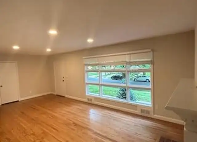 Property at 10402 Royal Rd, Silver Spring, MD, 20903, 4 beds, 2 baths, [object Object]