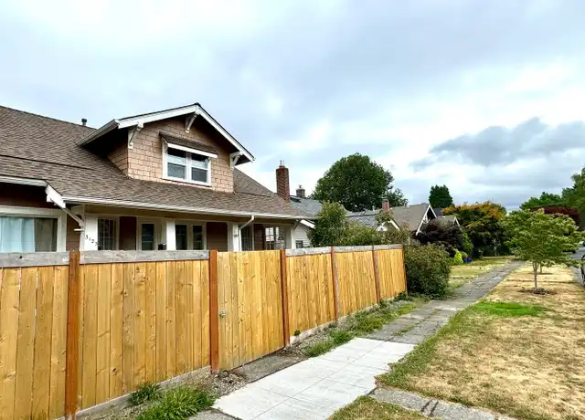 Property at 3123 N 9th St Unit B, Tacoma, WA, 98406, 3 beds, 1 bath, [object Object]
