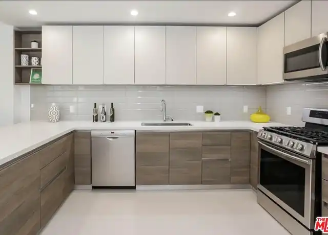 Property at Olympic Towers - 5778 W Olympic Blvd, Los Angeles, CA, 90036, 3 beds, 2 baths, [object Object]
