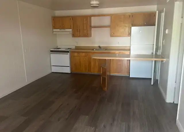 Property at 3712 Royal Crest St Unit 16, Las Vegas, NV, 89119, 1 bed, 1 bath, [object Object]