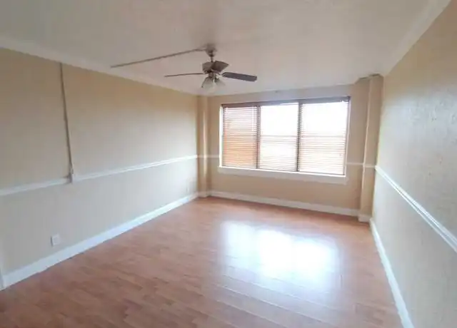 Property at 311 W Ashley St #506, Jacksonville, FL, 32202, 1 bed, 1 bath, [object Object]