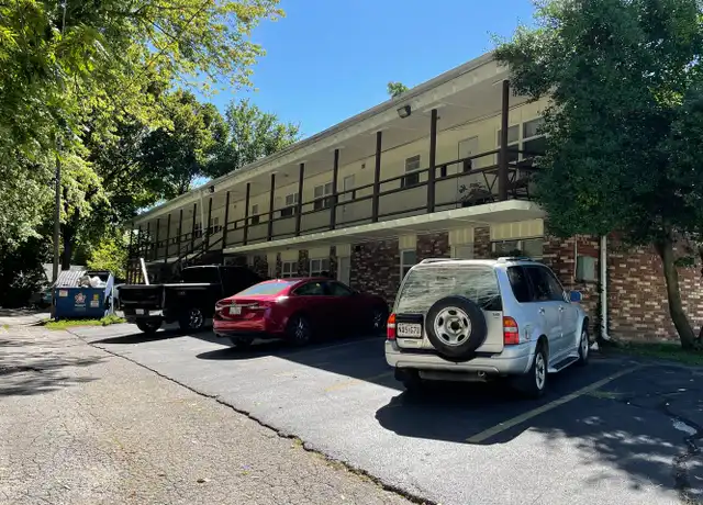 Property at 1403 E Elm St Unit 19, Springfield, MO, 65802, 2 beds, 1 bath, [object Object]