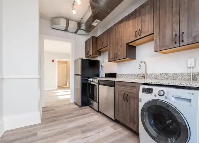 Property at 2741 Hampshire Rd Unit 7, Cleveland Heights, OH, 44106, 1 bed, 1 bath, [object Object]