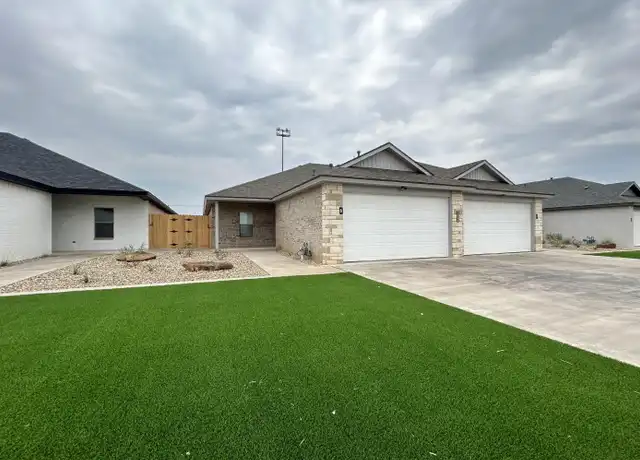 Property at 7006 40th St Unit B, Lubbock, TX, 79407, 3 beds, 2 baths, [object Object]