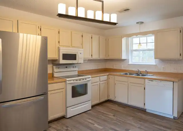 Property at 5025 Bess Moore Rd, Apison, TN, 37302, 3 beds, 2 baths, [object Object]