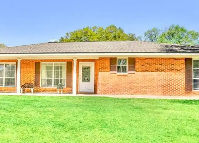 Property at 14217 Highland Rd, Baton Rouge, LA, 70810, 3 beds, 2 baths, [object Object]