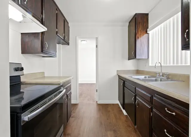 Photo of 9330 Telegraph Rd, Downey, CA 90240