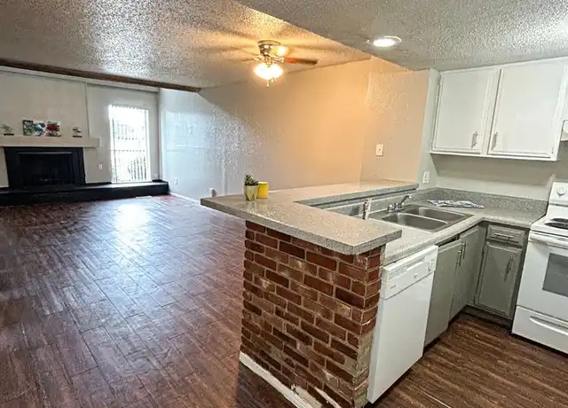 Property at 2600 W Interstate 240 Service Rd Unit 2516, Oklahoma City, OK, 73159, 1 bed, 1.5 baths, [object Object]