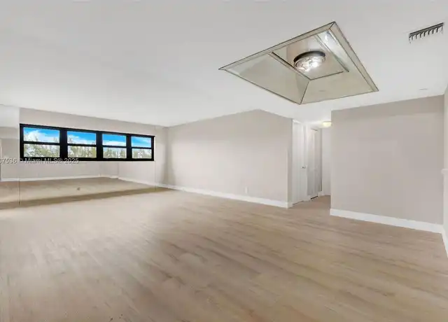 Property at 3200 Port Royale Dr N, Fort Lauderdale, FL, 33308, 2 beds, 2 baths, [object Object]