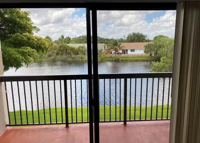 Property at 9971 Nob Hill Ln Unit 9971, Sunrise, FL, 33351, 2 beds, 2 baths, [object Object]