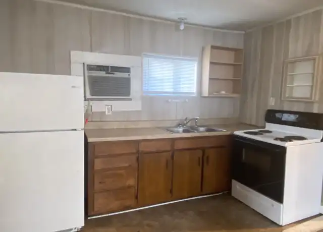 Property at 307 N 8th St Unit B, Nederland, TX, 77627, 1 bed, 1 bath, [object Object]