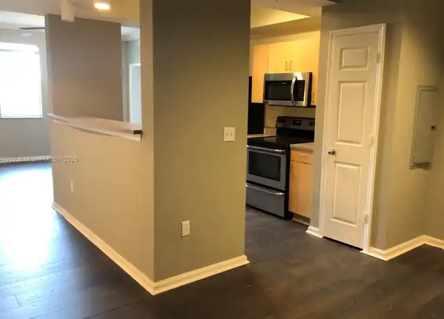 Property at 533 NE 3rd Ave #418, Fort Lauderdale, FL, 33301, 2 beds, 2 baths, [object Object]