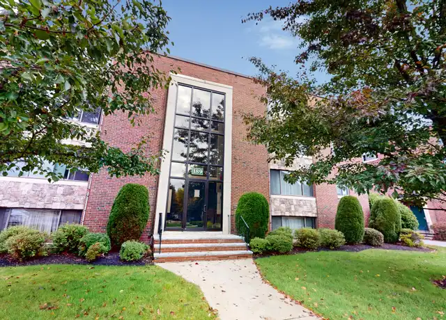 Property at 189 W Wyoming Ave Unit 19, Melrose, MA, 02176, 1 bed, 1 bath, [object Object]