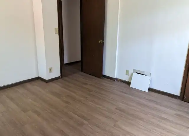 Property at 2520 N Stowell Ave Unit 2520 207, Milwaukee, WI, 53211, 2 beds, 1 bath, [object Object]