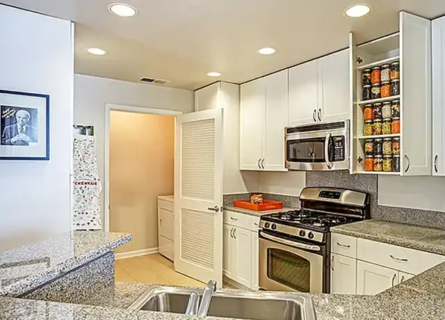 Property at Metropolitan - 338 S Fremont St, San Mateo, CA, 94401, 1-3 bed, 1-2 bath, [object Object]