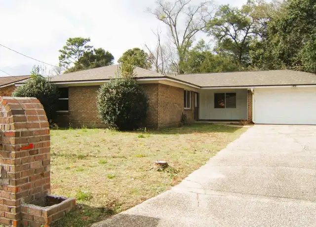 Property at 5705 Talquin Ave, Pensacola, FL, 32526, 3 beds, 2 baths, [object Object]